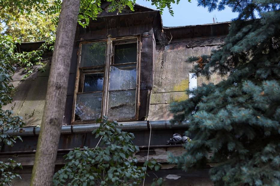 Zabytek sprzed stu lat w ruinie. Najstarszy dom na Grochowie się zawali?