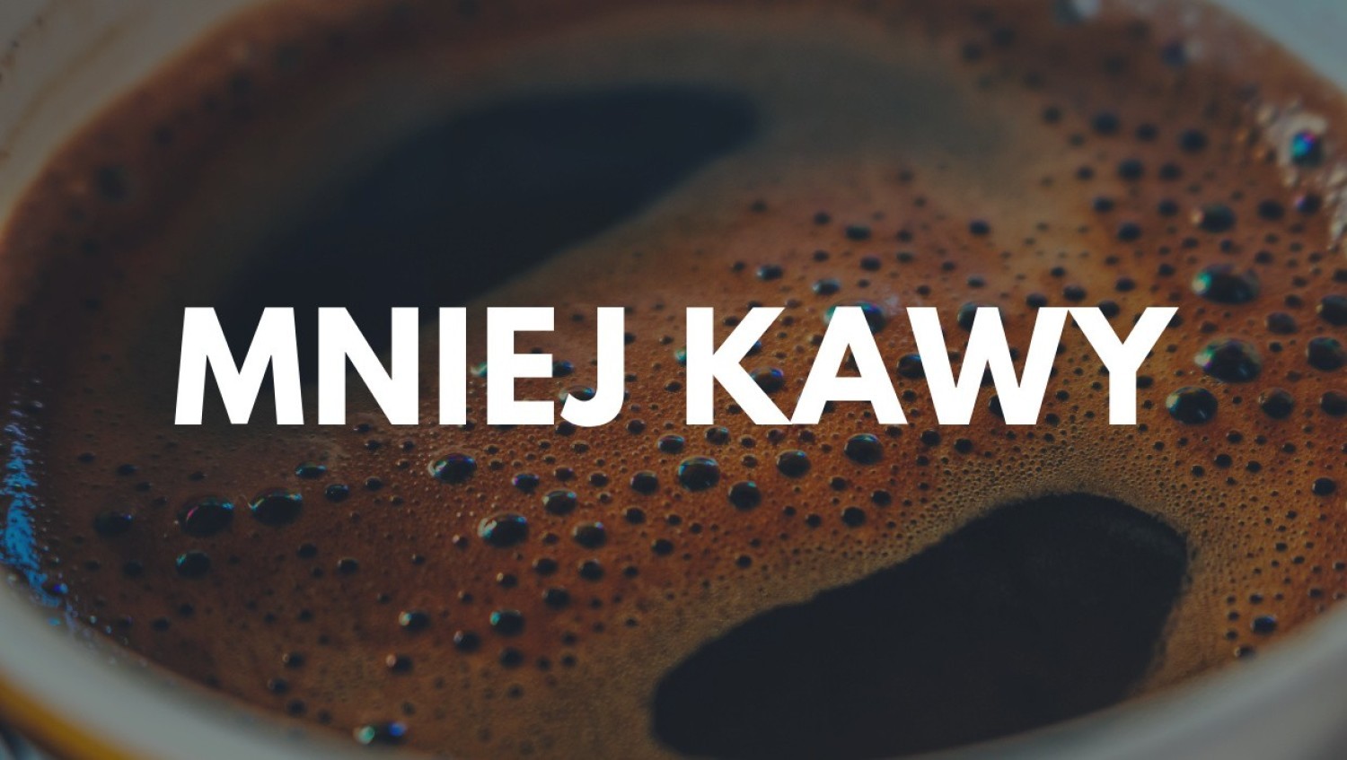 Jeśli czytając wcześniejszą poradę, doszedłeś do wniosku, że przecież każdego dnia pijesz dużo… kawy, to prawdopodobnie w ten sposób sam fundujesz sobie zmęczenie