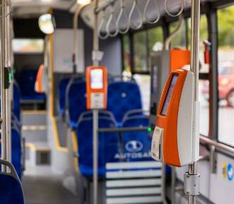 Policja: Nastolatek nie wypchnął kontrolerki biletów z autobusu MPK w Rzeszowie