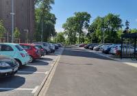 Nowy parking przy dworcu PKP w Kowalewie jest za mały? Rano już brakuje miejsc