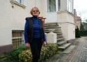 Kobieta upadła na schodach kamienicy przy ul. Grodziskiej w Poznaniu. Właścicielka nieruchomości: „Nie miała prawa z nich korzystać”