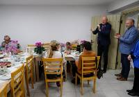 W Światowy Dzień Seniora toruńscy seniorzy odebrali klucze do mieszkań 