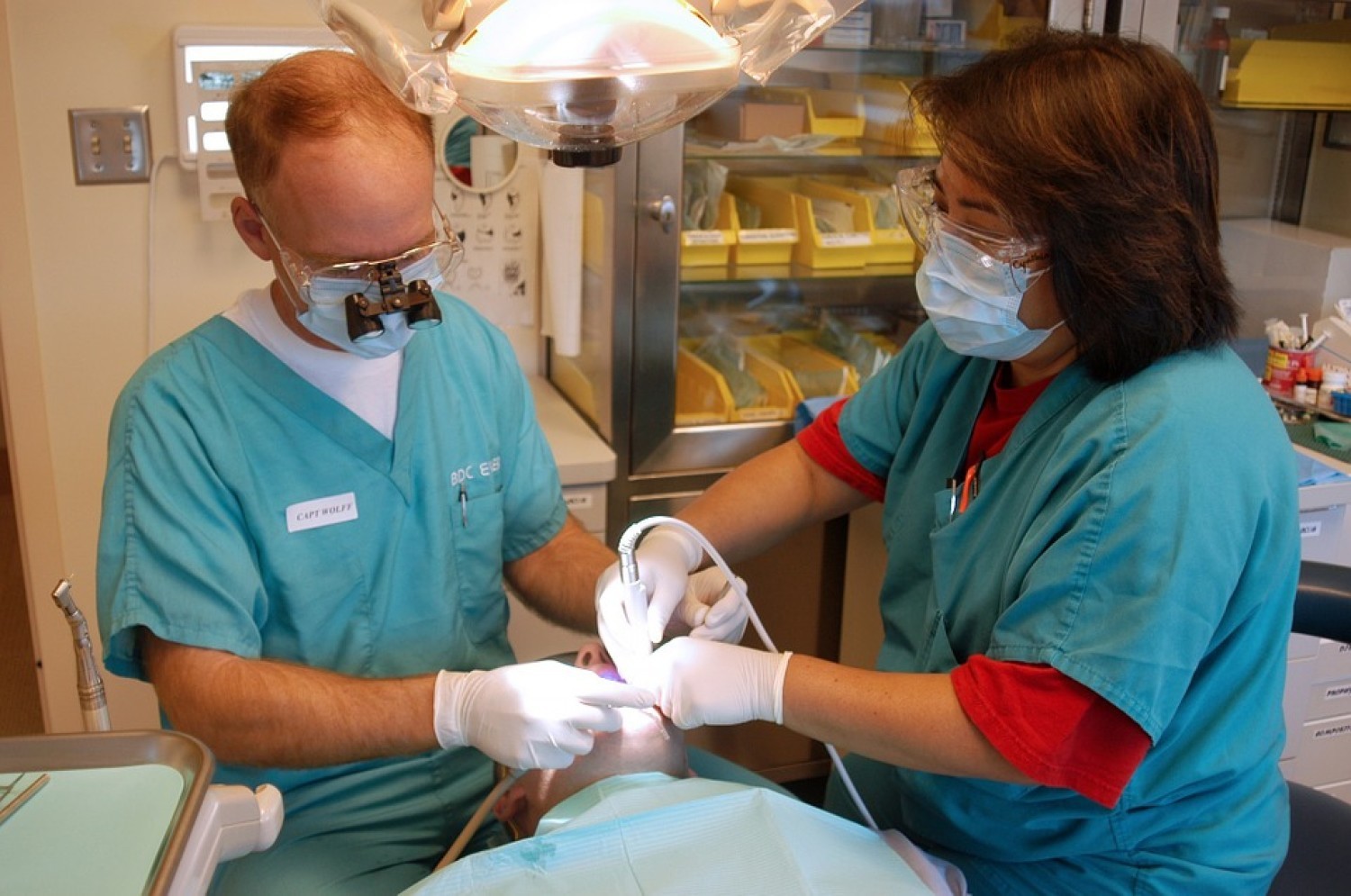 Najlepszy dentysta w Radomsku. Tych stomatologów polecają pacjenci