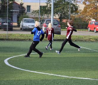 Młode piłkarki zachwyciły w "Miejskim Turnieju Piłki Nożnej" (wideo)