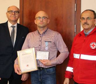Maciej Wiśniewski otrzymał medal „Honorowy Dawca Krwi - Zasłużony Dla Zdrowia Narodu"