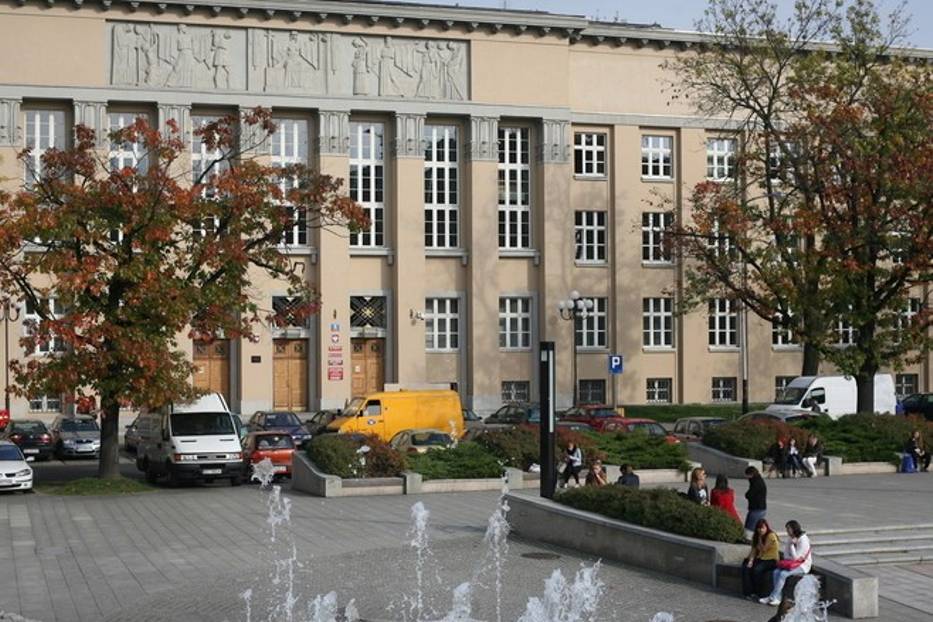 Pod Sądem Okręgowym stanie krwiobus, gdzie pracownicy będą oddawać krew