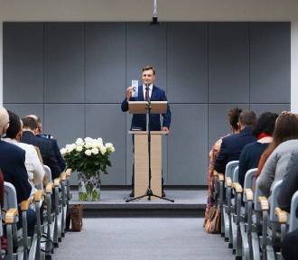 Świadkowie Jehowy  zapraszają  na wykład publiczny 