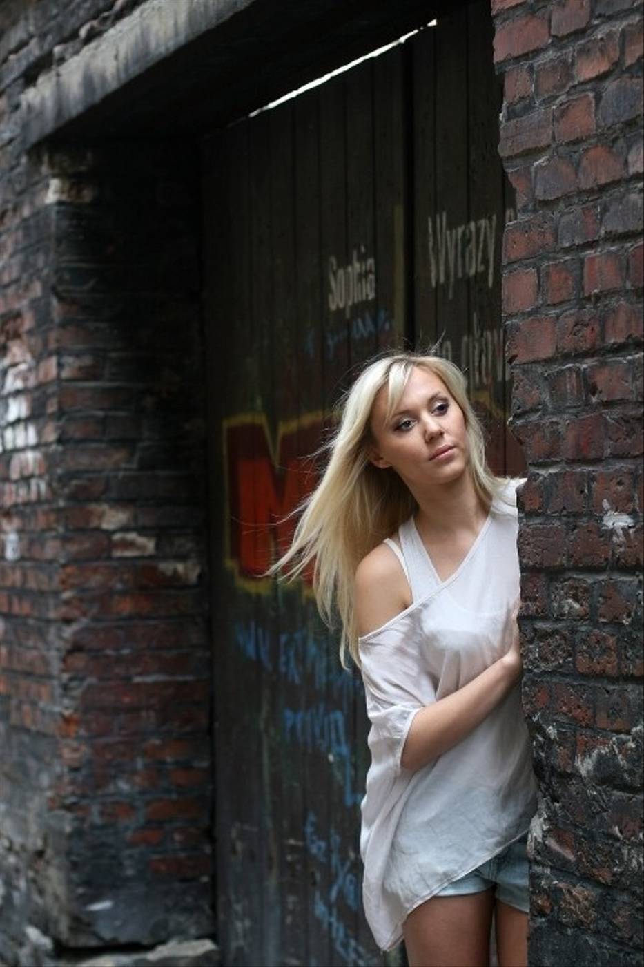 Kasia Moś Must Be The Music