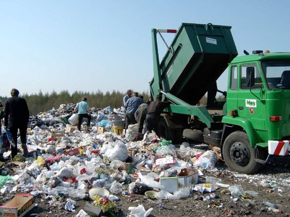 Wysypisko śmieci w Trzebani 2003