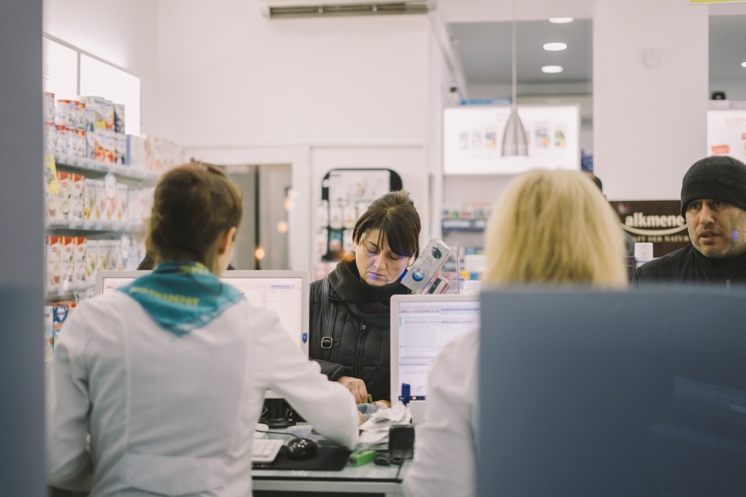 Absolwenci farmacji mają szerokie perspektywy zatrudnienia