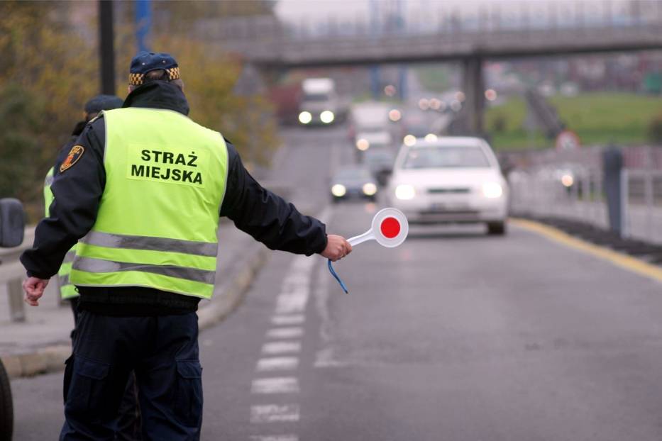 Brak uprawnień, informacji o cenie, złe oznakowania - co druga taksówka z nieprawidłowościami