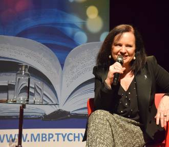 Tury kultury w Tychach: Jolanta Fajkowska zmieniła się 