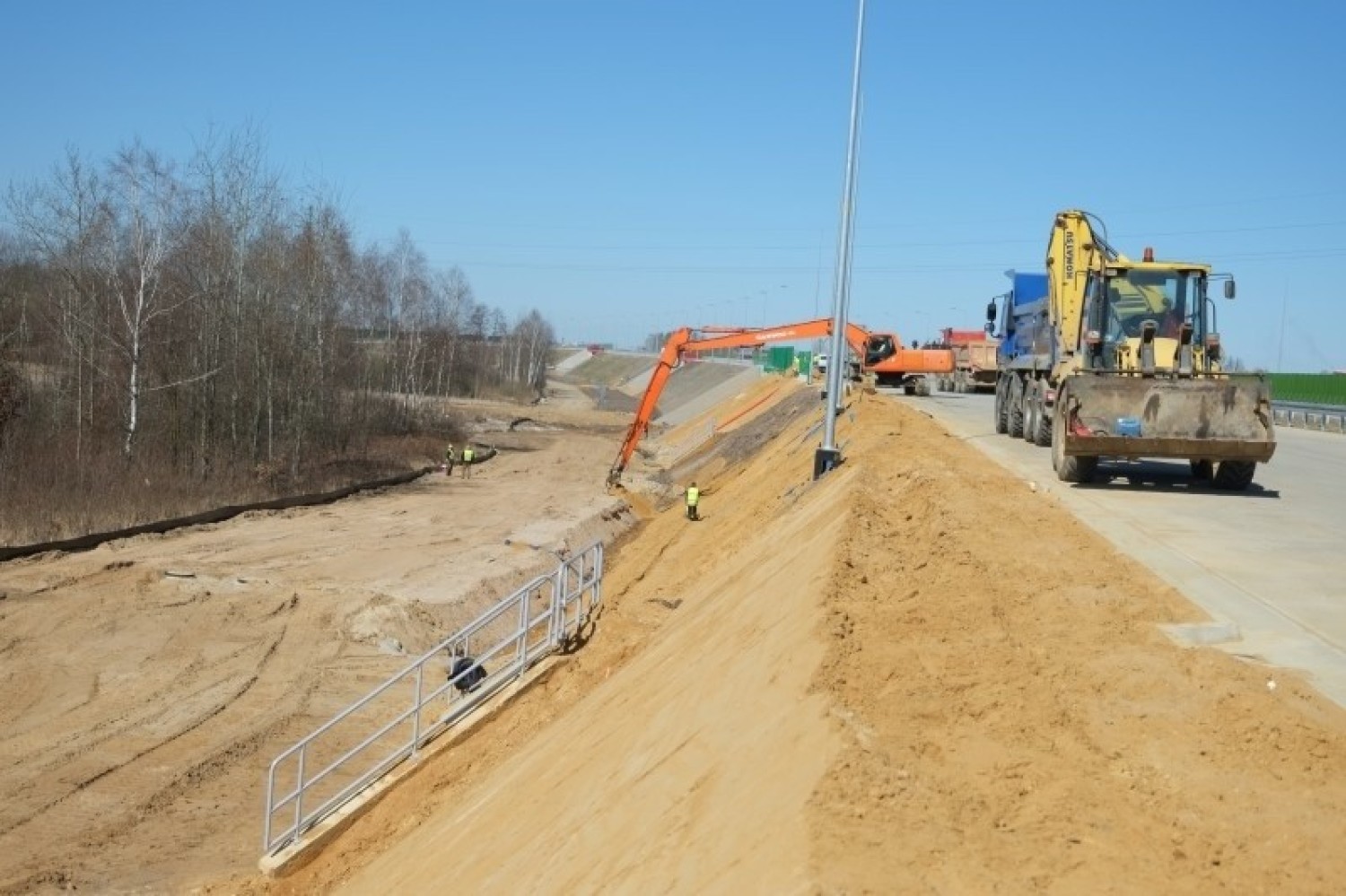 Utrudnienia na gierkówce: trwa budowa autostrady A1 za Częstochową