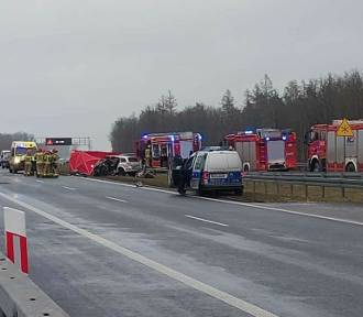 Śmiertelny wypadek na S5 pod Bydgoszczą. Auto jechało pod prąd - znamy szczegóły