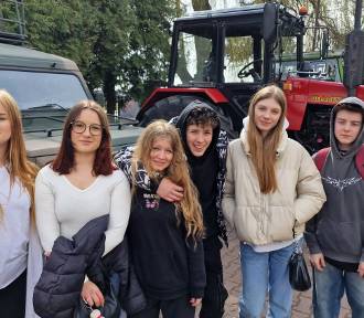 Tłumy ósmoklasistów na dniach otwartych w Zespole Szkół CKZ w Bujnach ZDJĘCIA, VIDEO