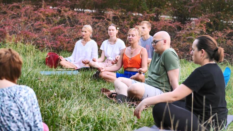 Medytacja w olsztyńskim Parku Centralnym