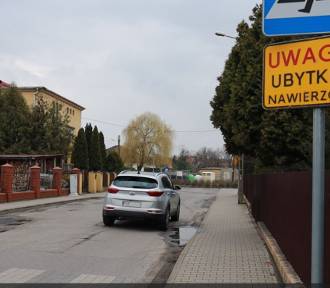 Po czym poznać, że przyszła wiosna? Po dziurach w jezdniach!