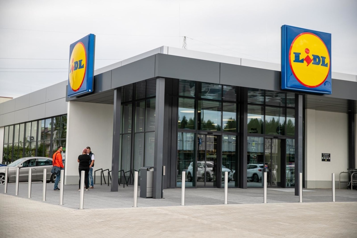Tegoroczny „Ranking sieci handlowych w Polsce”, drugi rok z rzędu otwiera Lidl z poparciem 35,84 proc