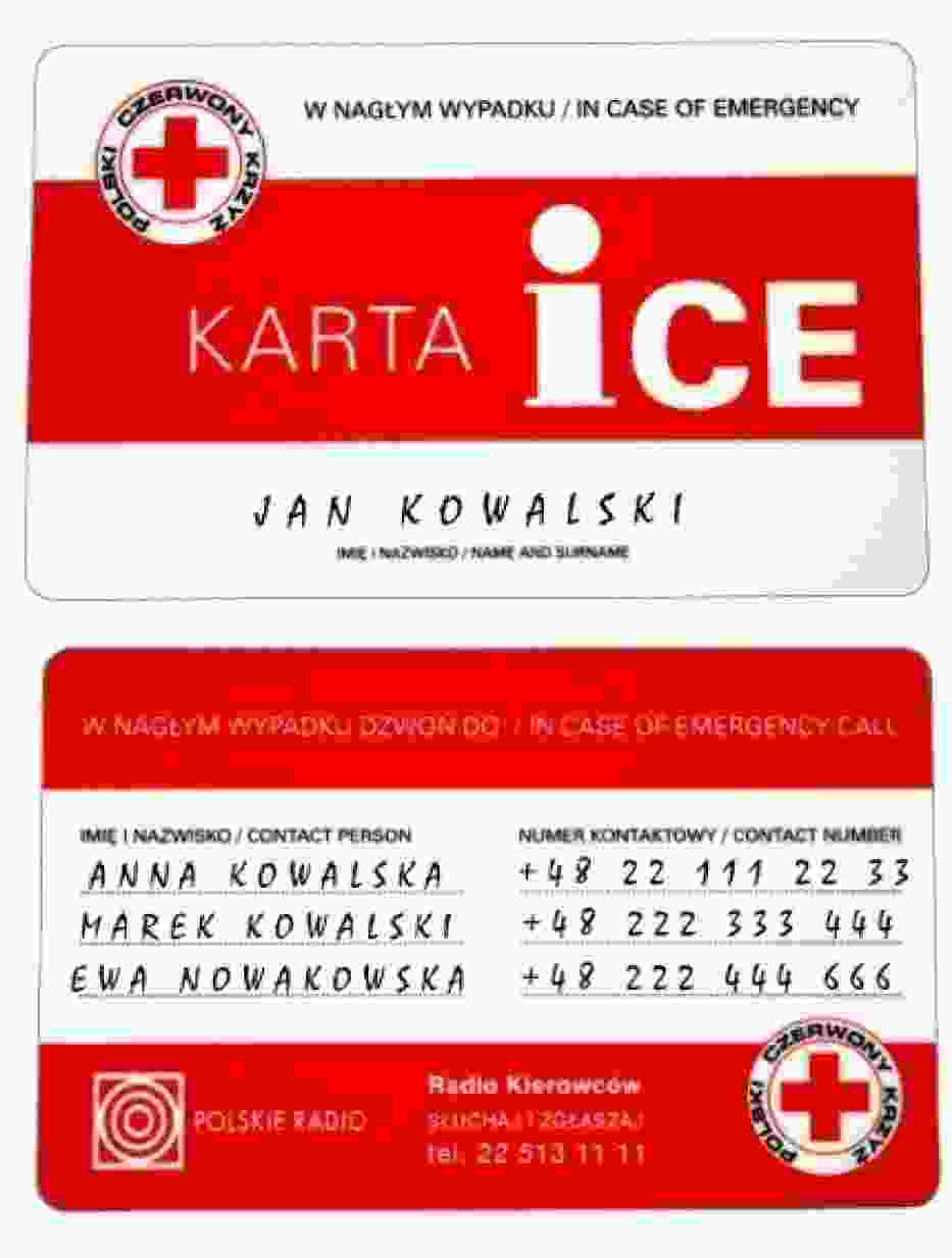 Karta jest rozmiaru kart płatniczych, nie zajmuje dużo miejsca