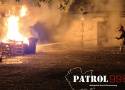 Groźny pożar w Krakowie. W nocy na Ruczaju płonęły lokale usługowe. Walka z ogniem trwała kilka godzin