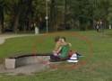 Zdjęcia z kamer Google z woj. śląskiego - CO TAM SIĘ DZIEJE? Jedni przyłapani w intymnej sytuacji, inni śpią na ławce...