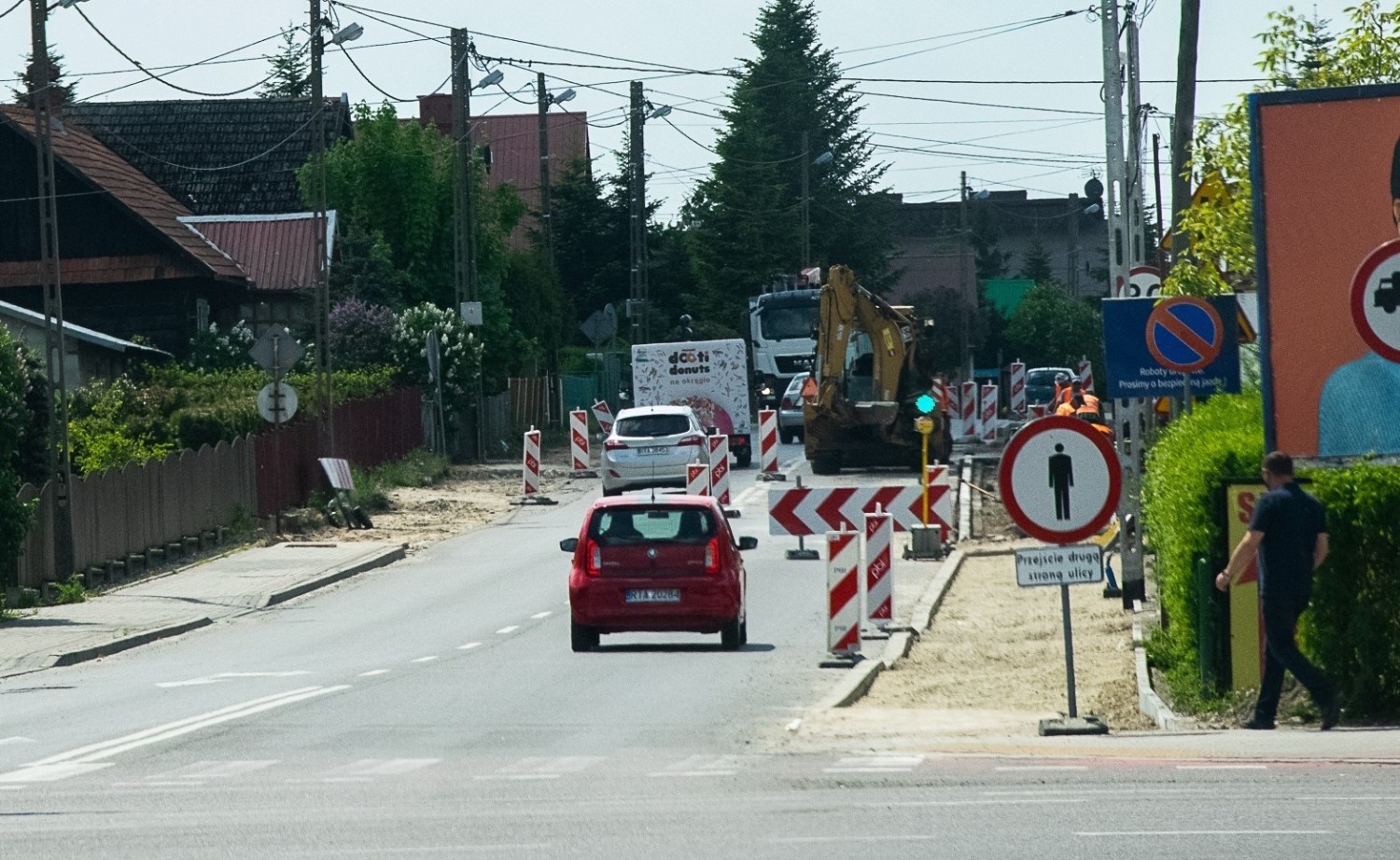 Po przebudowie ulica Mickiewicza w Tarnobrzegu będzie mieć nową nawierzchnię, szerokość 6 metrów, ciągi pieszo-rowerowe