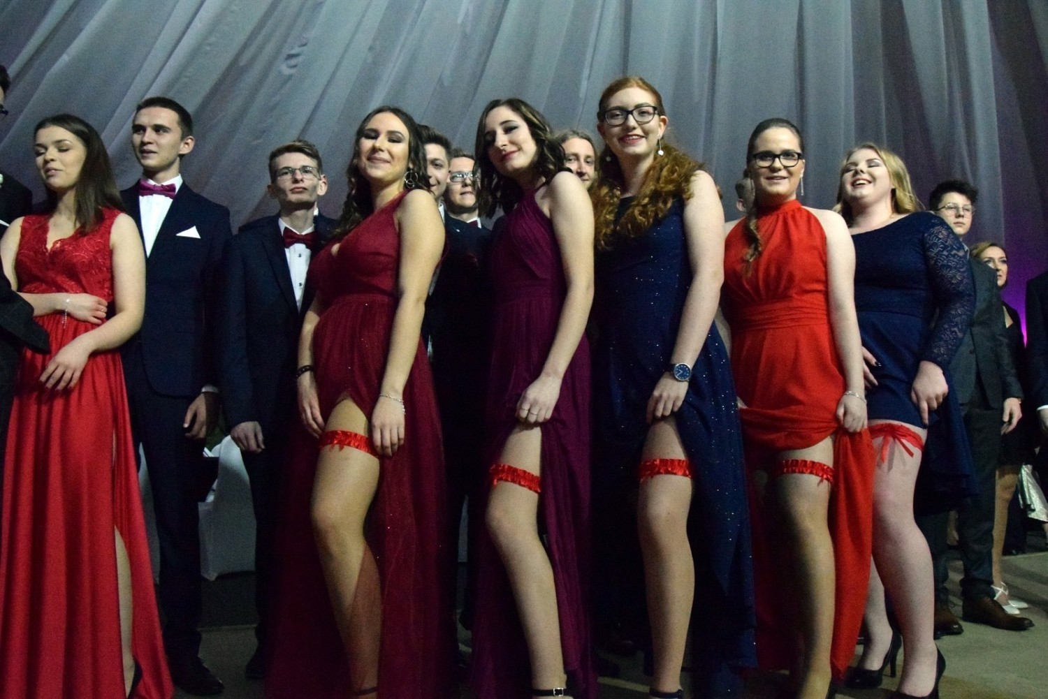 W całej Polsce trwa już sezon studniówkowy 2019