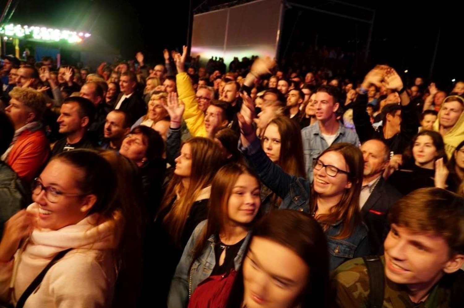 Przejdź do kolejnego zdjęcia --->