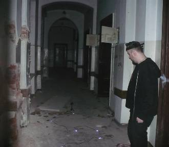Łowcy duchów sprawdzili stary szpital w Mokrzeszowie. Drzwi same otwierały się!