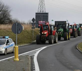 Olecko: Protest rolników. Utrudnienia w ruchu drogowym
