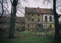 Domy jak z horroru w Legnicy. Opuszczone, samotne i przerażające ruiny. Zdjęcia