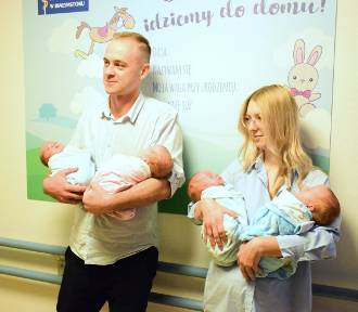 Czworaczki opuściły szpital. Malwina, Mikołaj, Marcel i Milan są już w domu
