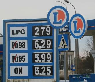Ceny paliw w Radomiu. Zobacz na zdjęciach, ile trzeba zapłacić [FOTO]