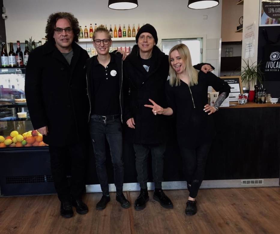 Muzycy Depeche Mode dwukrotnie gościli w bistro na gdańskim Przymorzu