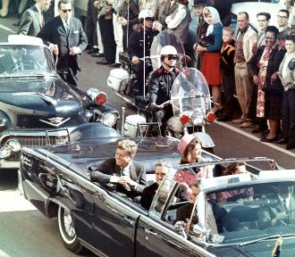 Na spiskowej karuzeli dziejów: Kto naprawdę zabił prezydenta Kennedy’ego?