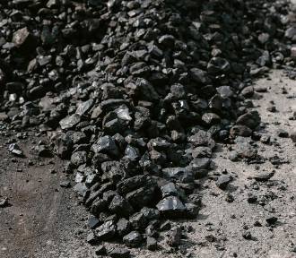 W Warszawie będzie można kupić tańszy węgiel. Jak złożyć wniosek? 