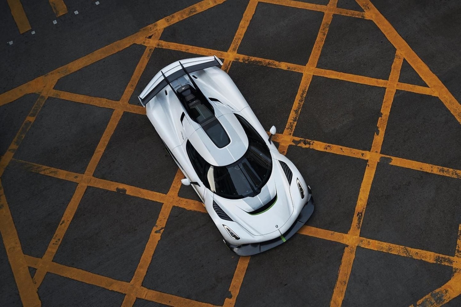 Samochód marki KoenigseggZobacz kolejne zdjęcia