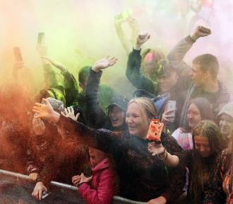 Festiwal kolorów w Browarze Perła. Barwna impreza powróciła do Lublina