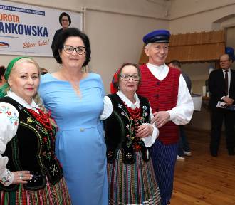 Dorota Jankowska kandydatką na burmistrza Sulejowa ZDJĘCIA