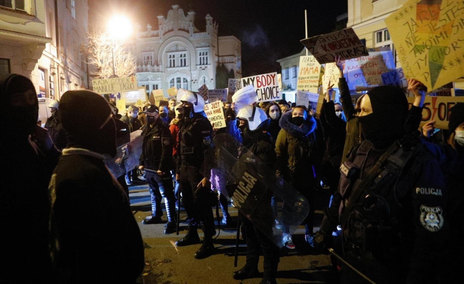 W całym kraju od kilku dni trwają protesty związane z wyrokiem Trybunału Konstytucyjnego w sprawie aborcji eugenicznej