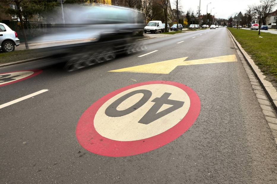 Zmiany w prawie. W mieście będzie można przekroczyć prędkość o nawet ponad 50km/h
