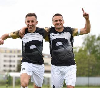 Sławomir Peszko i Radosław Majewski poprowadzą warsztaty piłkarskie w Jędrzejowie
