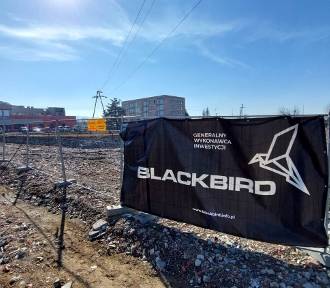 Samowola budowlana na 29 Listopada? Miał być blok, a jest głęboki wykop 