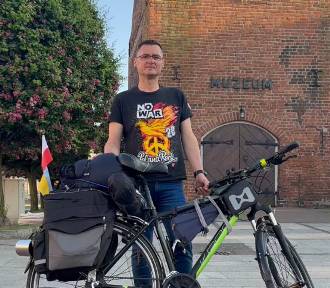 Adam Cudak wyruszył rowerem w podróż ze Żnina do Zaporoża na Ukrainie [wideo,zdjęcia]