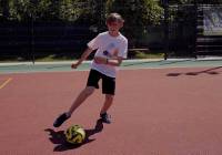 Sport jako życiowa inspiracja – zajęcia SKS-u w szkole podstawowej w Tarłowie