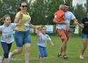 Pomaganie przez bieganie. W Porębie Wielkiej całymi rodzinami wspierali czteroletniego Janka Leśniaka. ZDJĘCIA