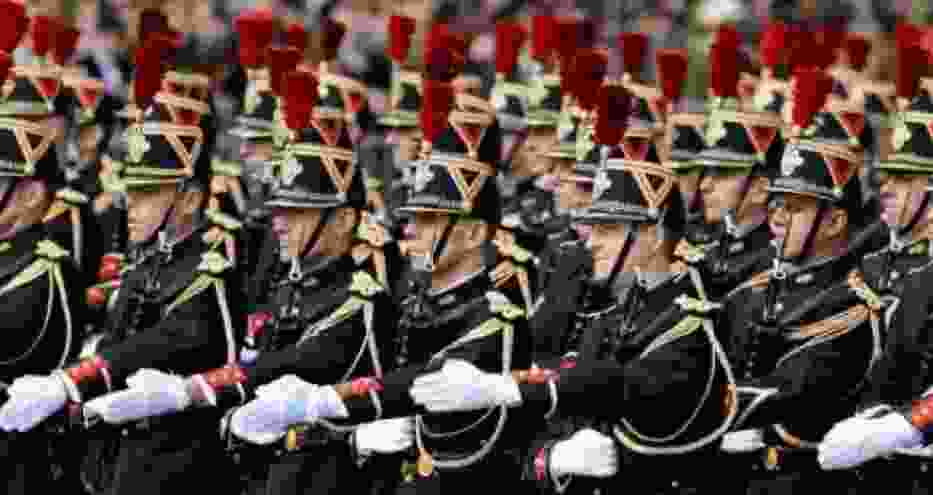 Parada 14 lipca na Polach Elizejskich