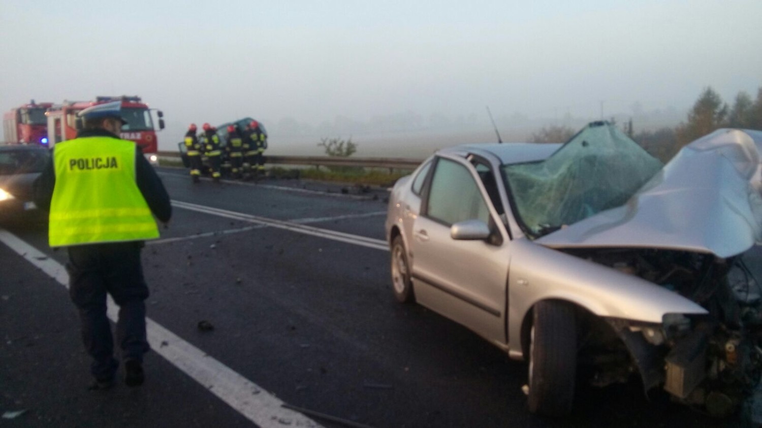 Służby informują o wypadku, do którego doszło dzisiaj około godziny 7 rano