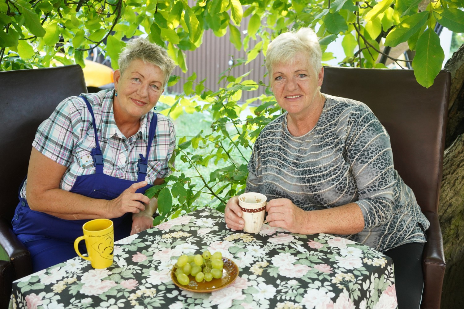 Od lewej: Anna i Maria - siostry z Tarnowskich Gór, występujące w 7