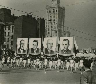Warszawa na zdjęciach od 1930 roku. Mieszkańcy stolicy stworzyli niesamowity album